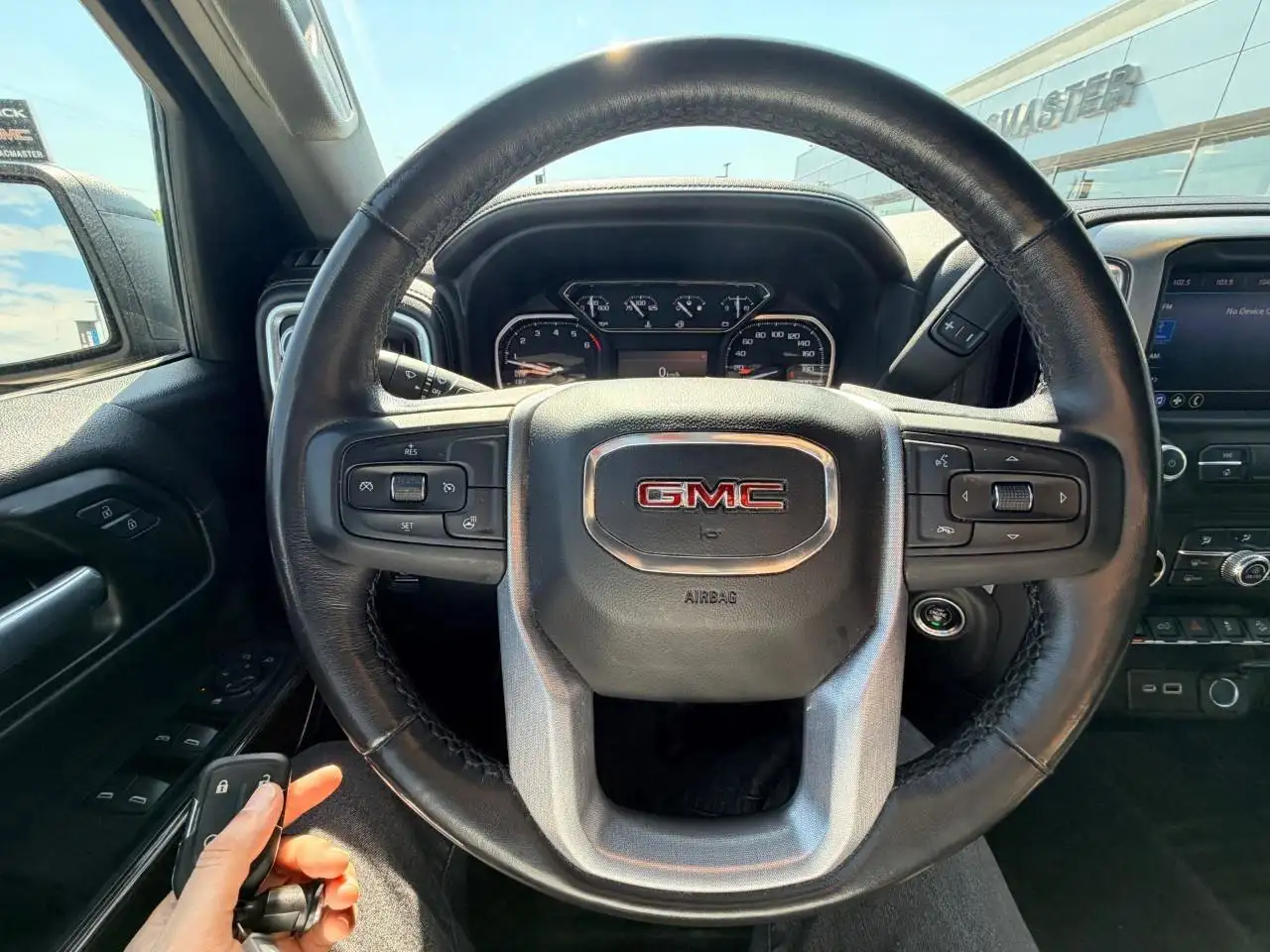 GMC Sierra 1500 снимка GMC Sierra 1500