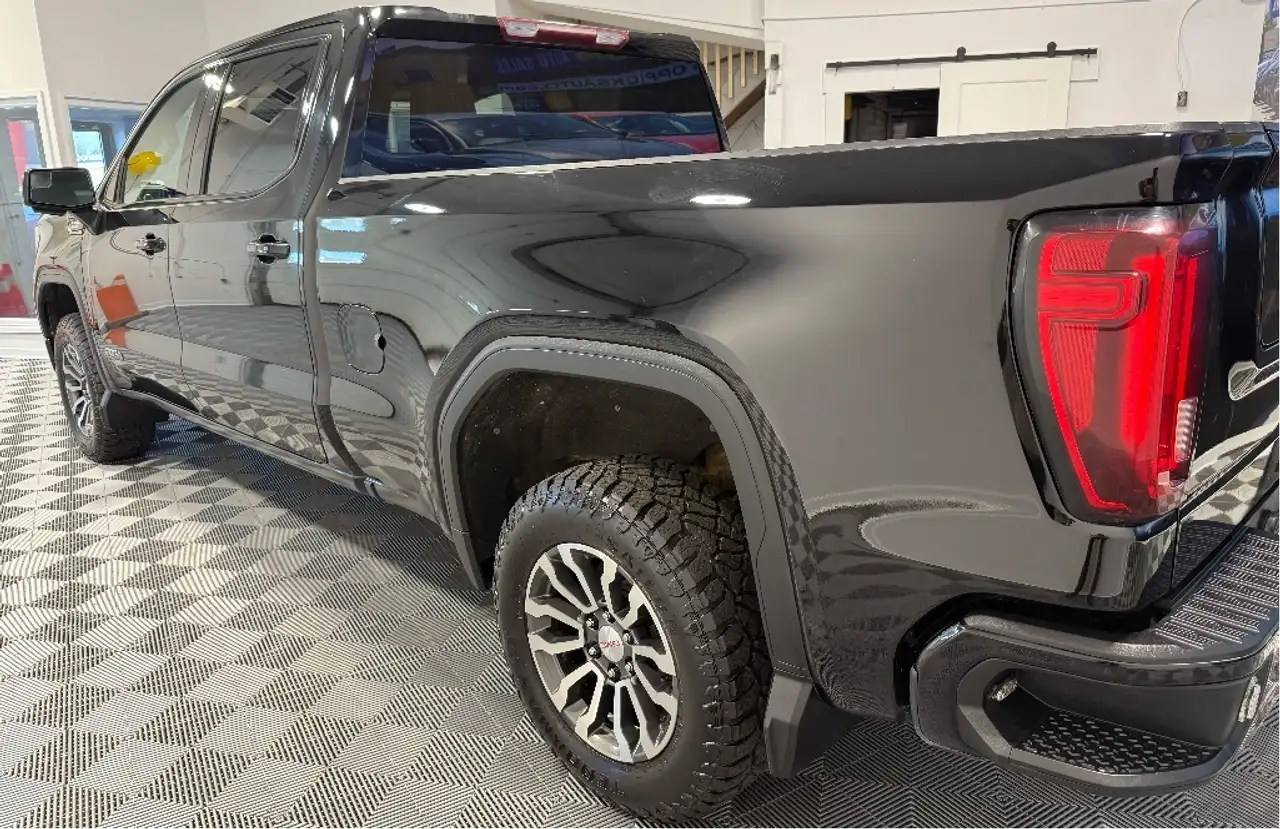 GMC Sierra 1500 снимка GMC Sierra 1500