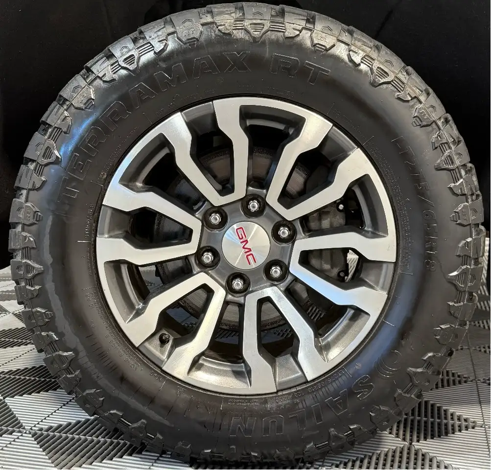 GMC Sierra 1500 снимка GMC Sierra 1500