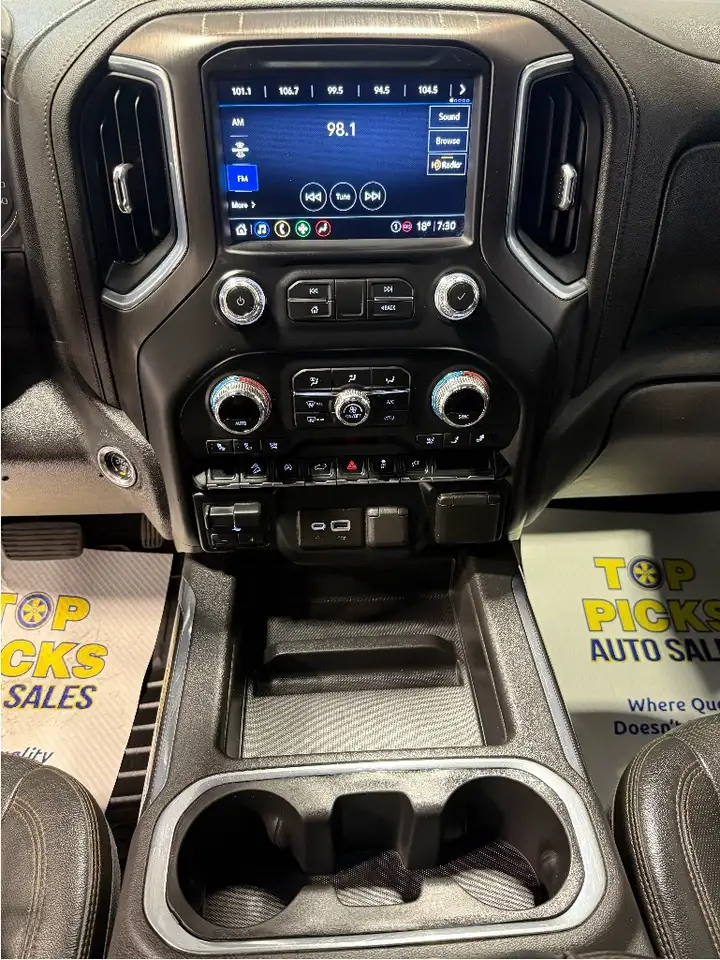 GMC Sierra 1500 снимка GMC Sierra 1500
