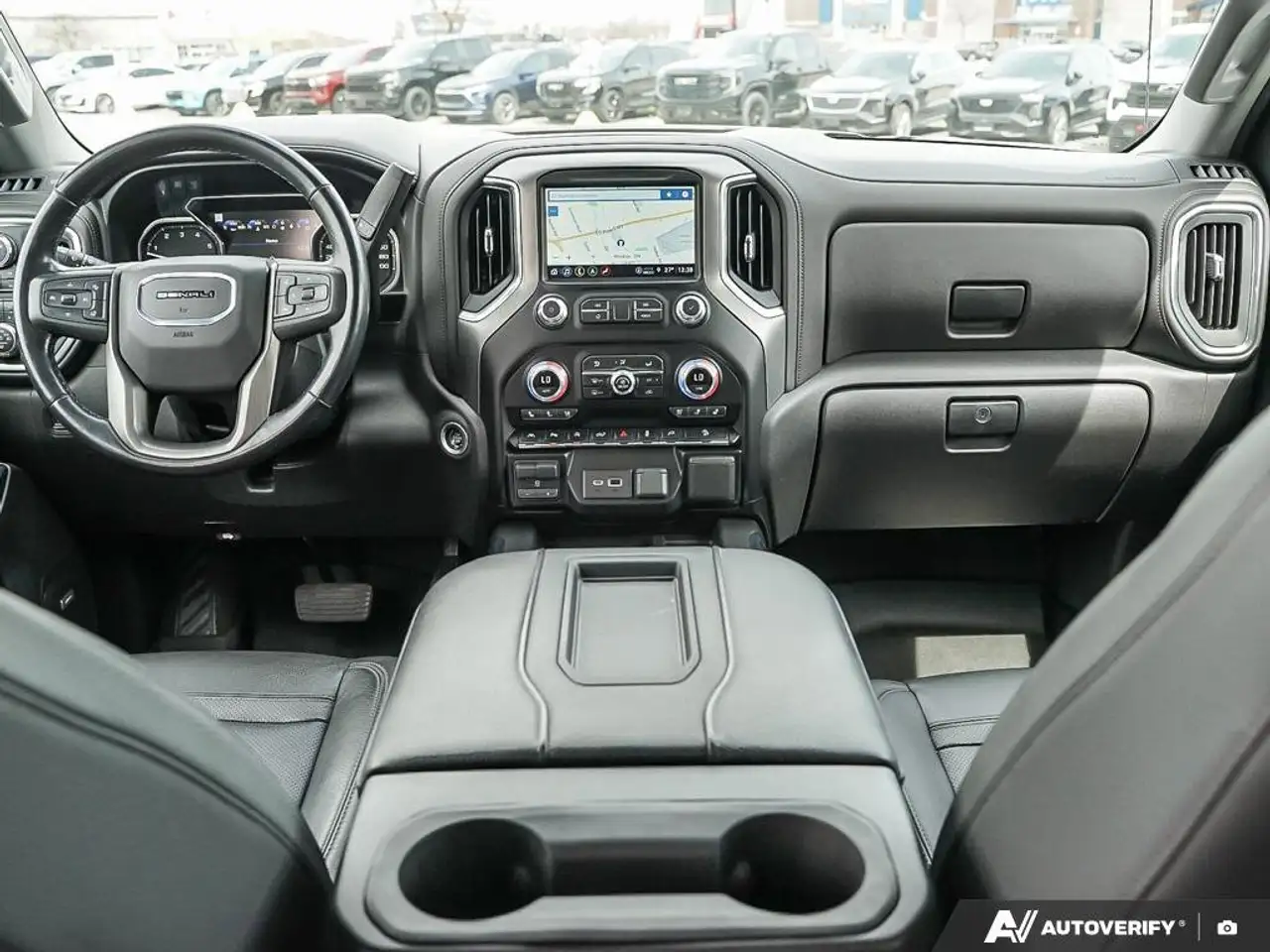 GMC Sierra 1500 снимка GMC Sierra 1500