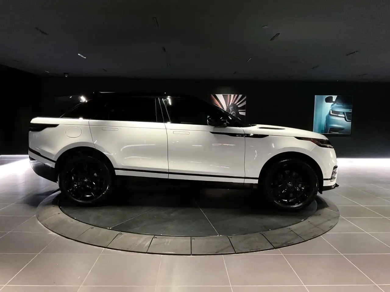 Land Rover Range Rover Velar снимка Land Rover Range Rover Velar
