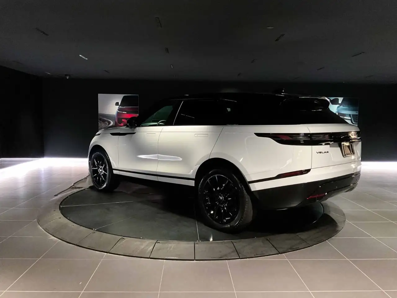 Land Rover Range Rover Velar снимка Land Rover Range Rover Velar