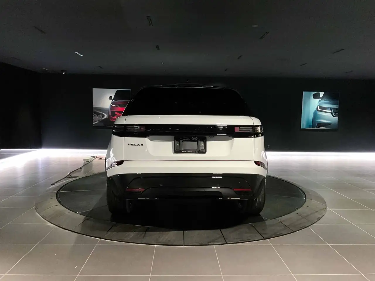Land Rover Range Rover Velar снимка Land Rover Range Rover Velar