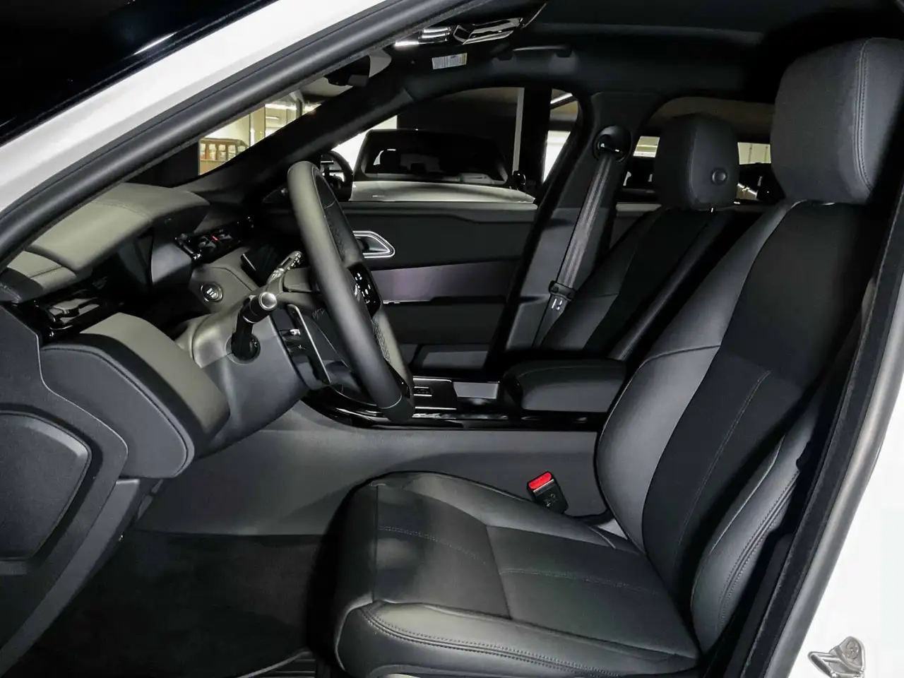 Land Rover Range Rover Velar снимка Land Rover Range Rover Velar
