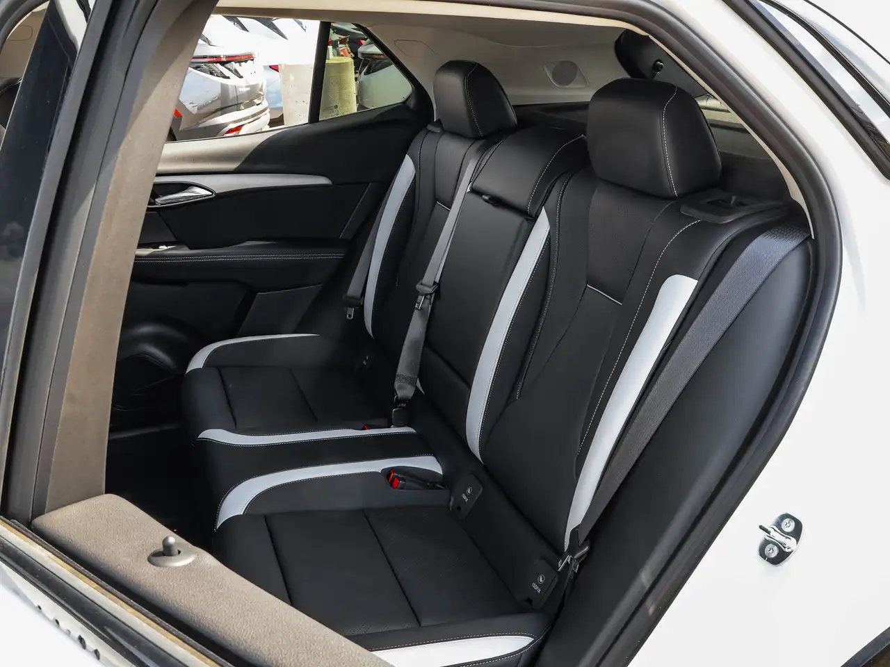 Buick Envision снимка Buick Envision