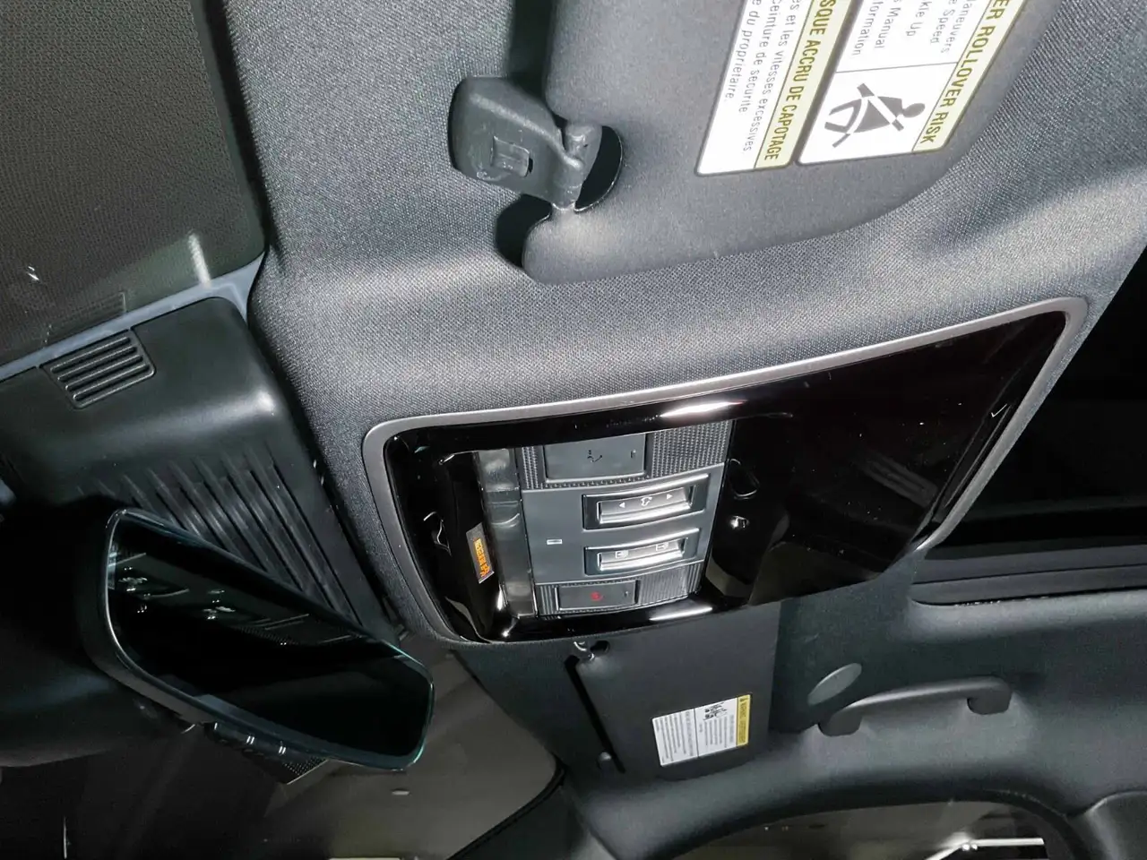 Land Rover Range Rover Velar снимка Land Rover Range Rover Velar