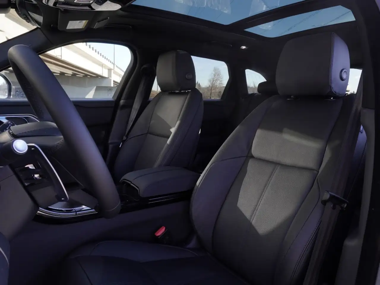 Land Rover Range Rover Velar снимка Land Rover Range Rover Velar