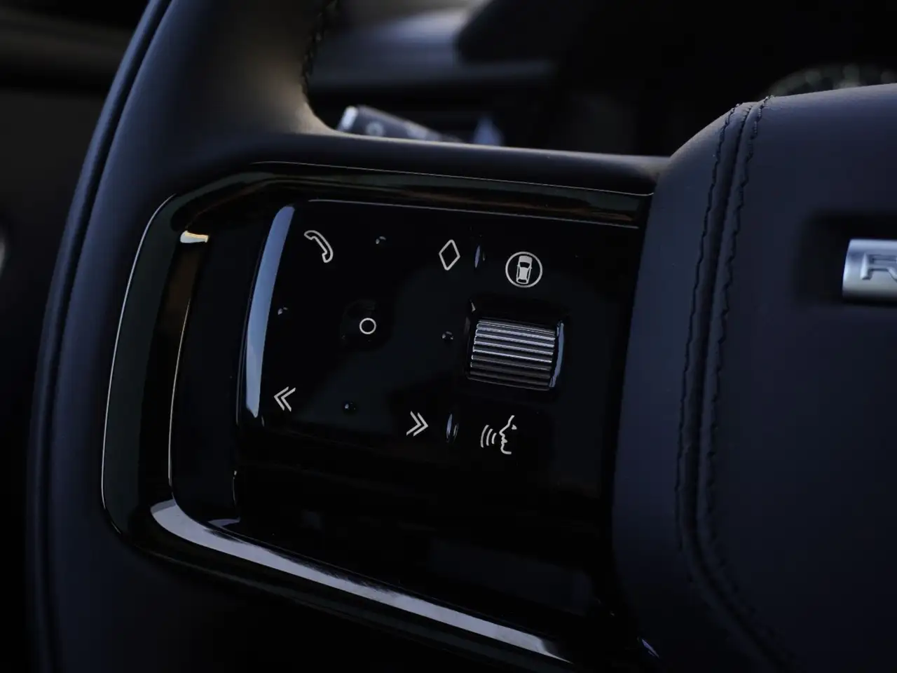 Land Rover Range Rover Velar снимка Land Rover Range Rover Velar