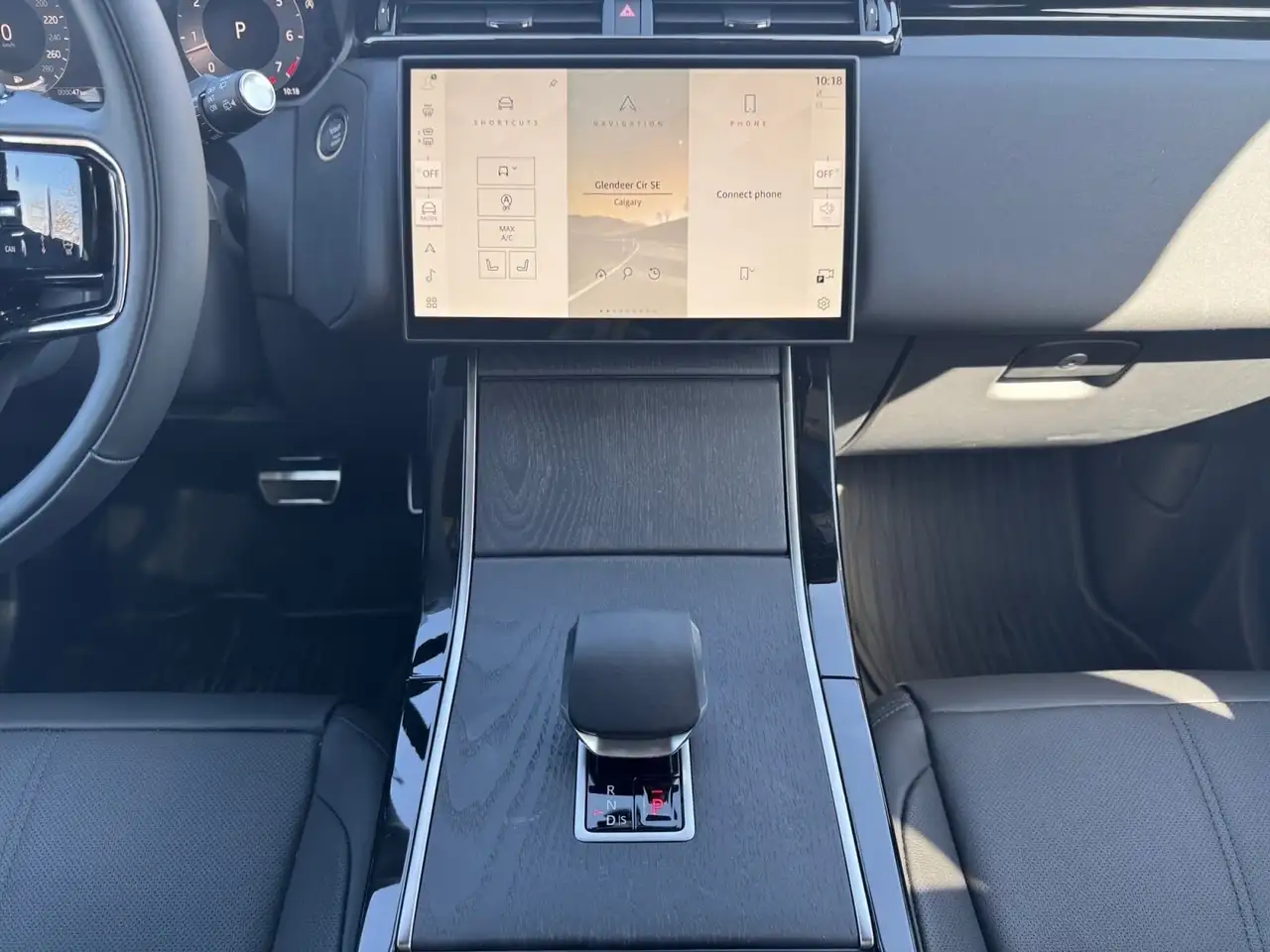 Land Rover Range Rover Velar снимка Land Rover Range Rover Velar