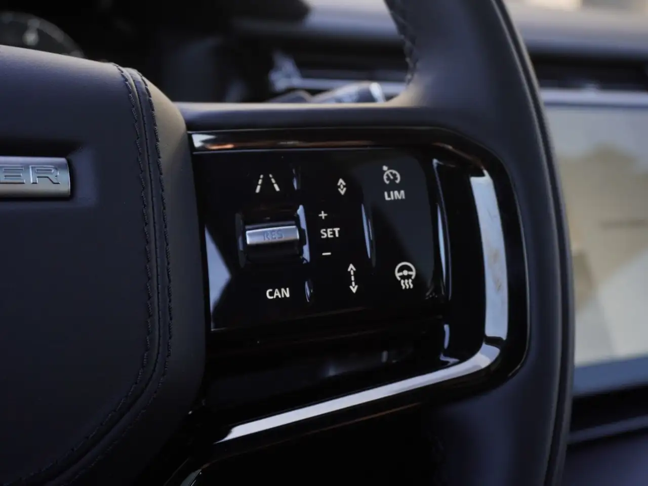 Land Rover Range Rover Velar снимка Land Rover Range Rover Velar