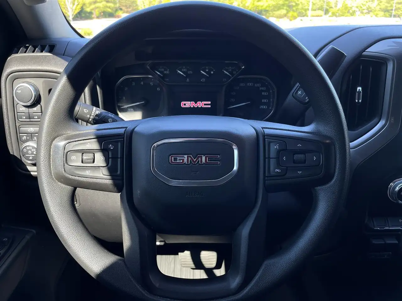 GMC Sierra 1500 fotografie GMC Sierra 1500