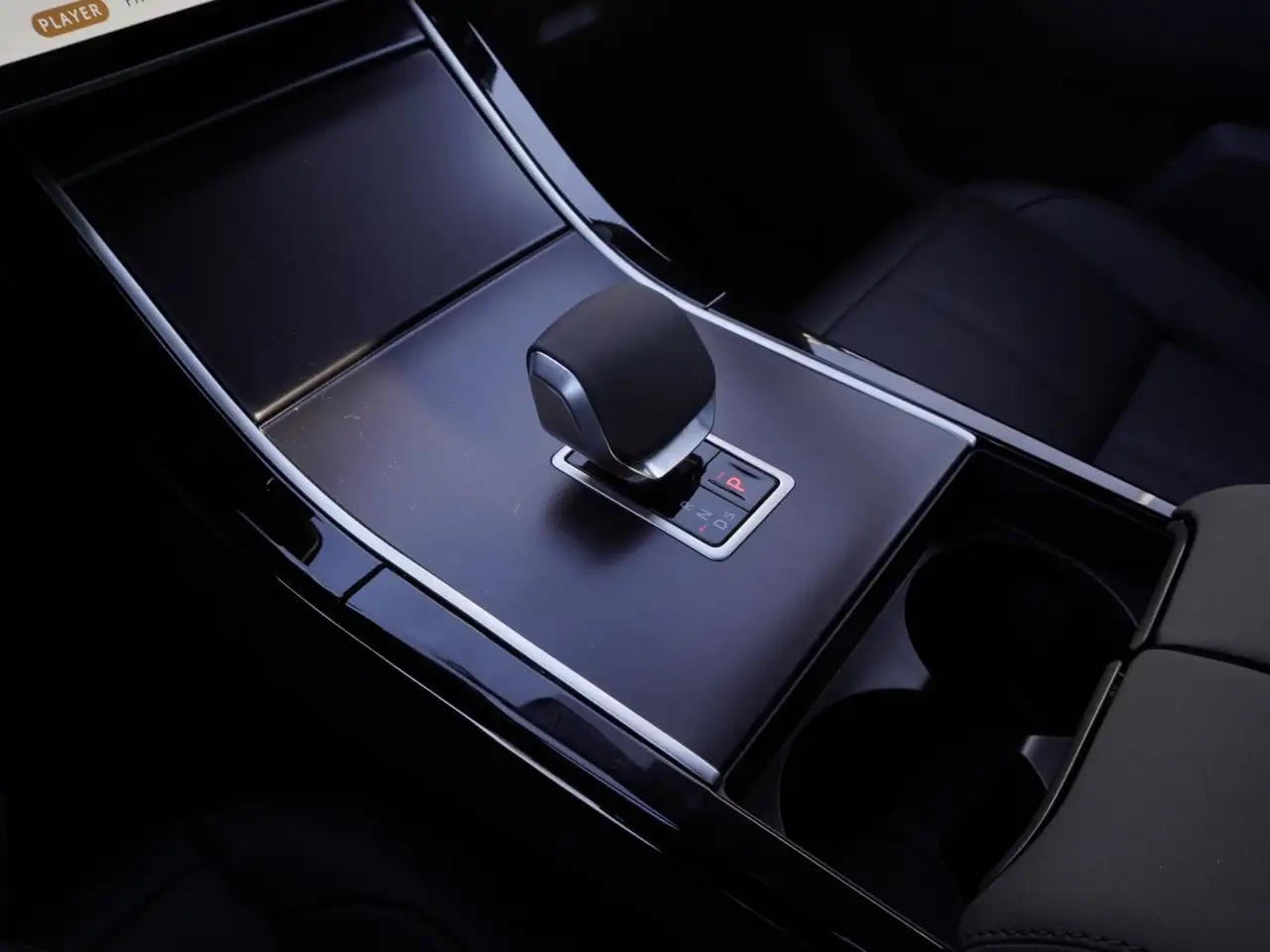 Land Rover Range Rover Velar снимка Land Rover Range Rover Velar