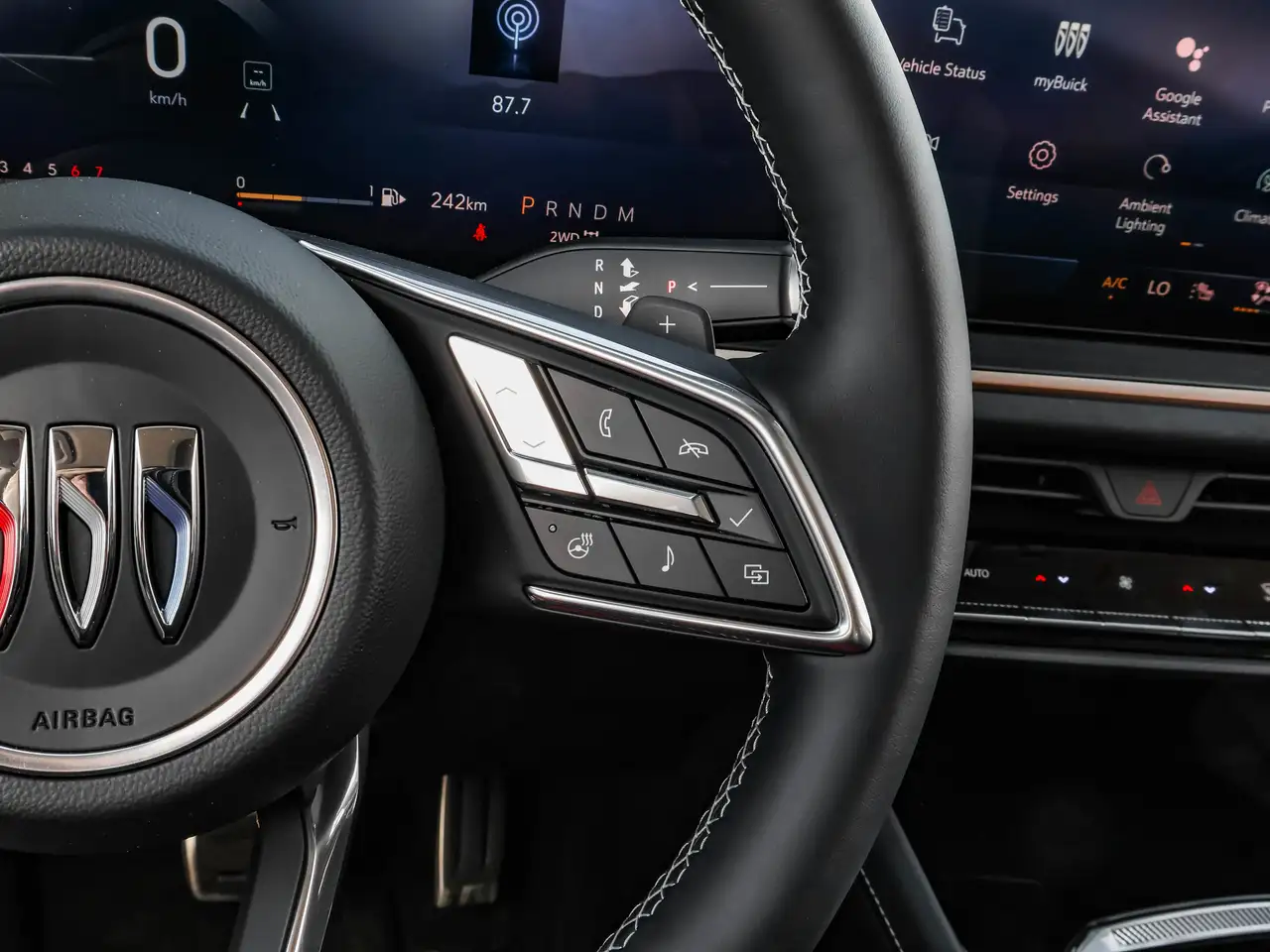 Buick Envision снимка Buick Envision