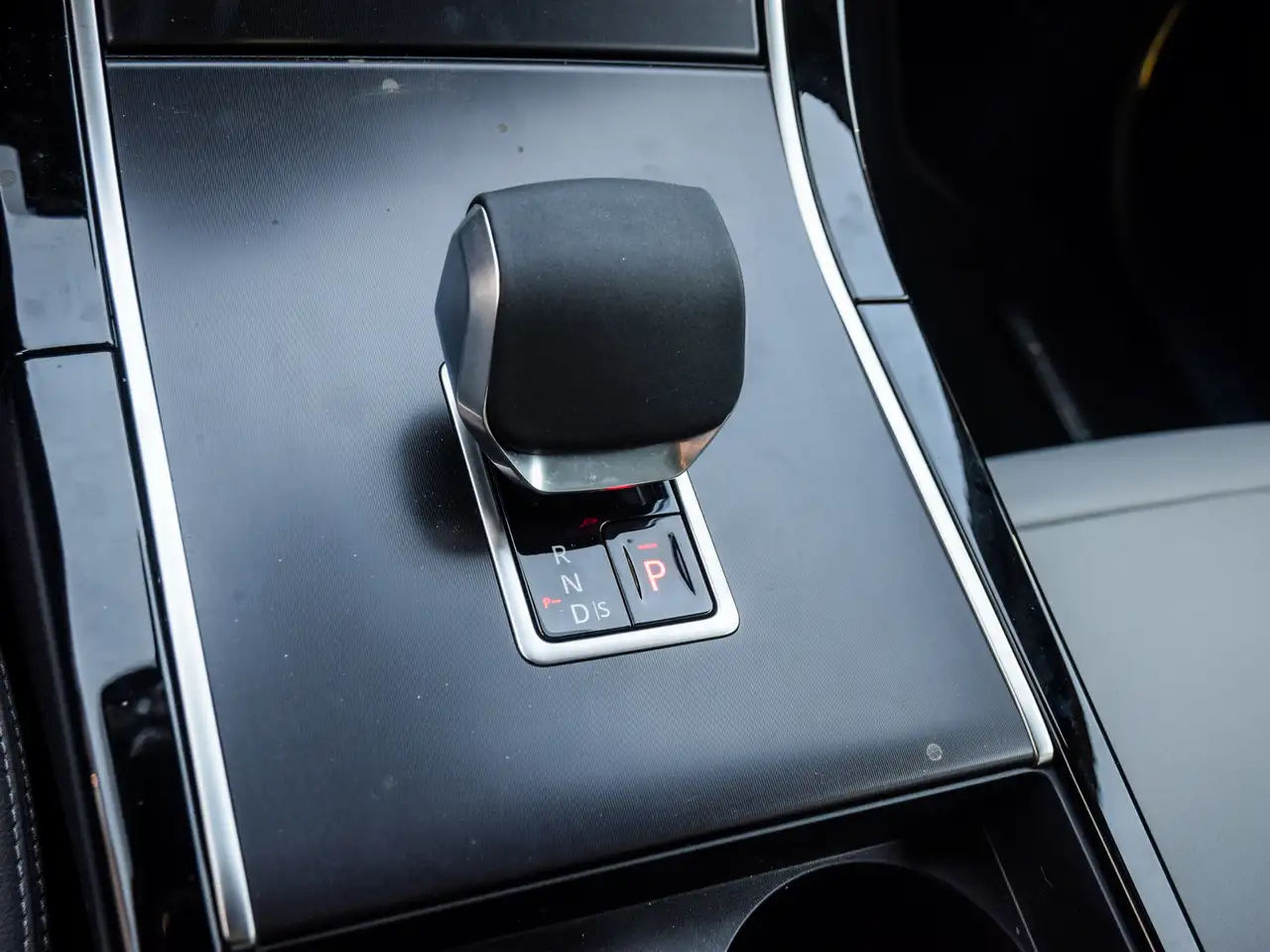 Land Rover Range Rover Velar fotografie Land Rover Range Rover Velar