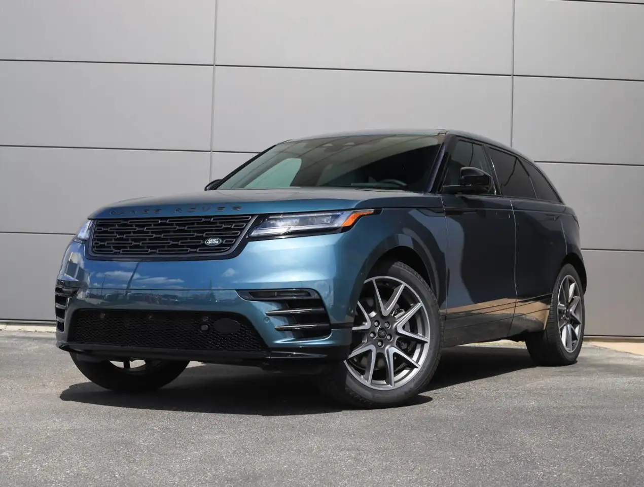 Land Rover Range Rover Velar снимка Land Rover Range Rover Velar