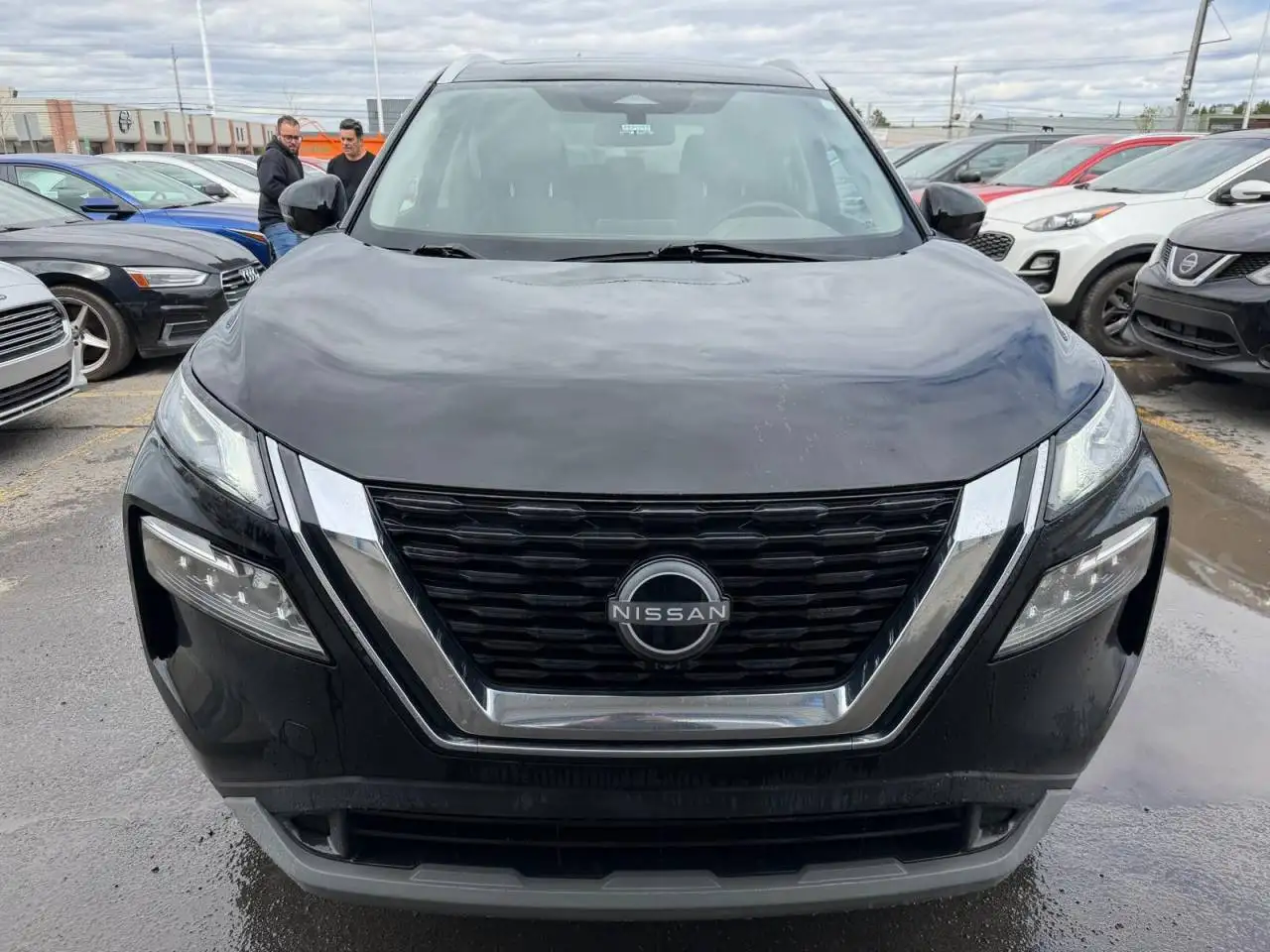 Nissan Rogue снимка Nissan Rogue