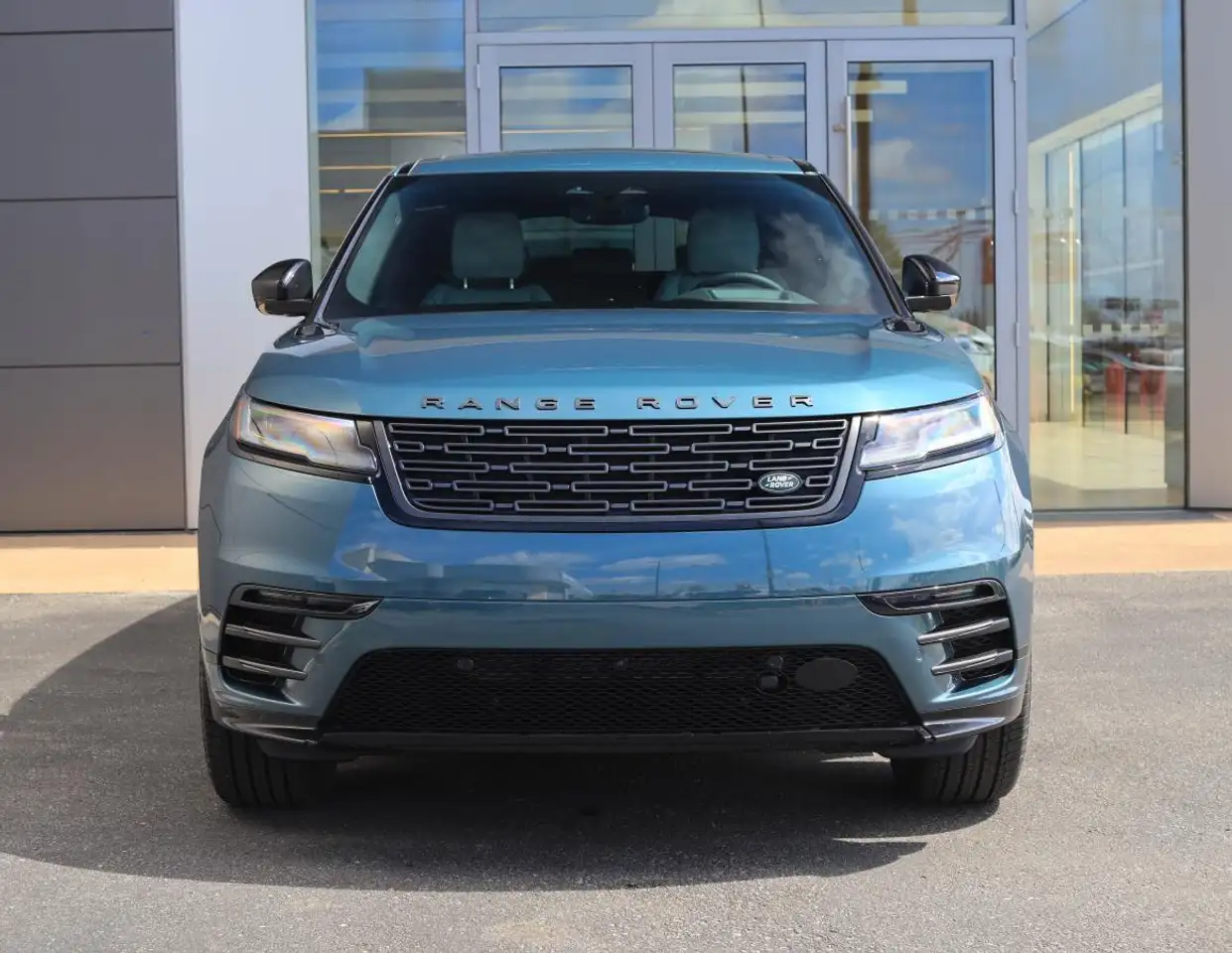 Land Rover Range Rover Velar снимка Land Rover Range Rover Velar