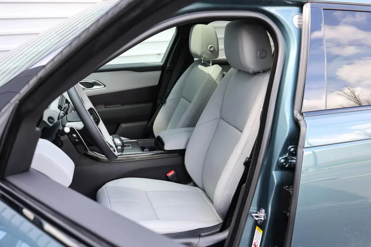 Land Rover Range Rover Velar снимка Land Rover Range Rover Velar