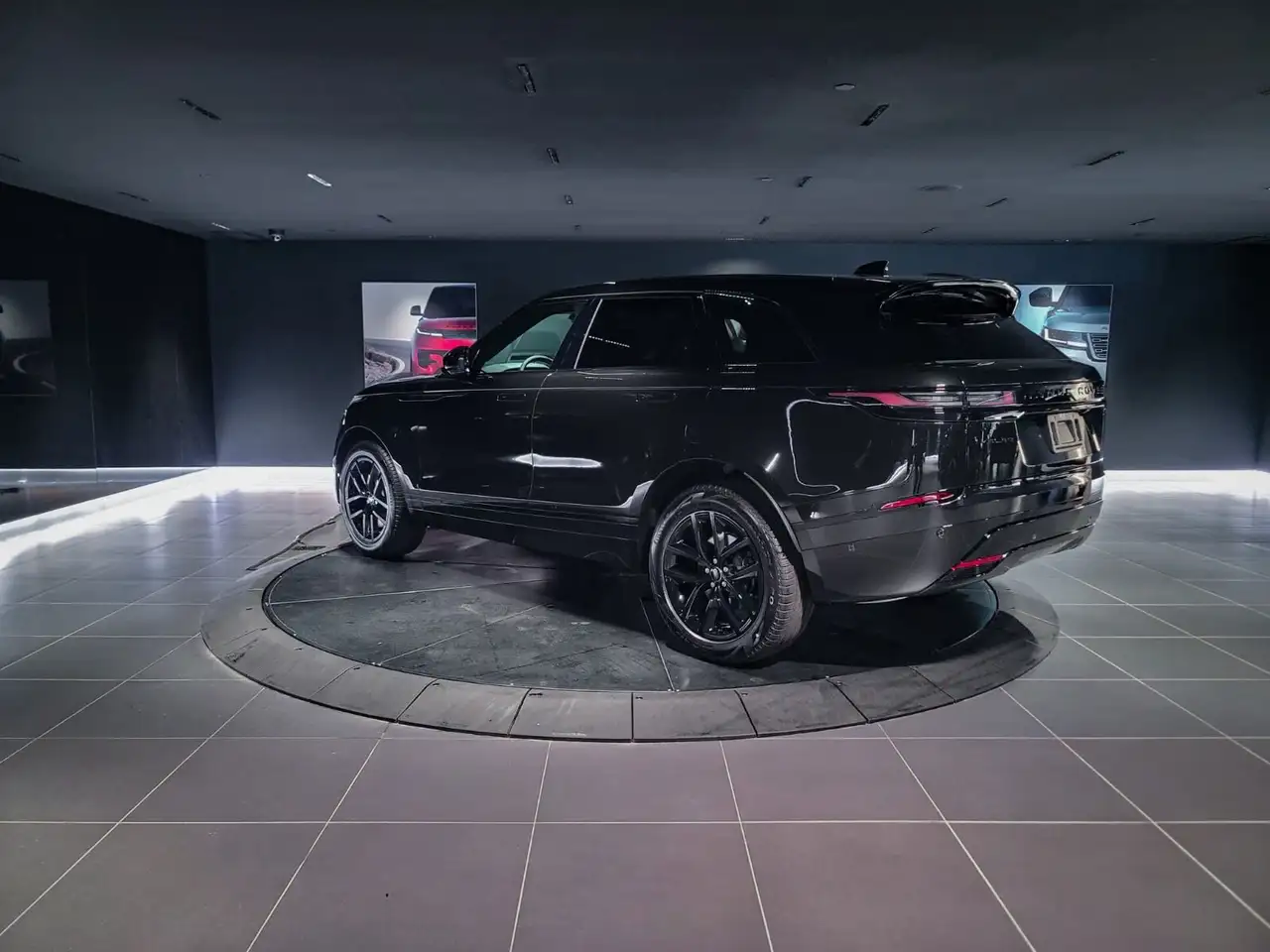 Land Rover Range Rover Velar снимка Land Rover Range Rover Velar