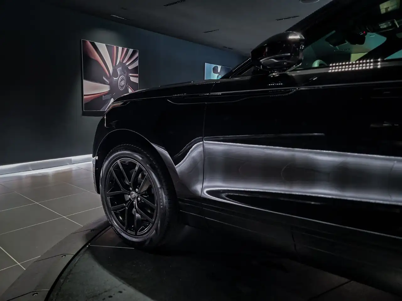 Land Rover Range Rover Velar снимка Land Rover Range Rover Velar