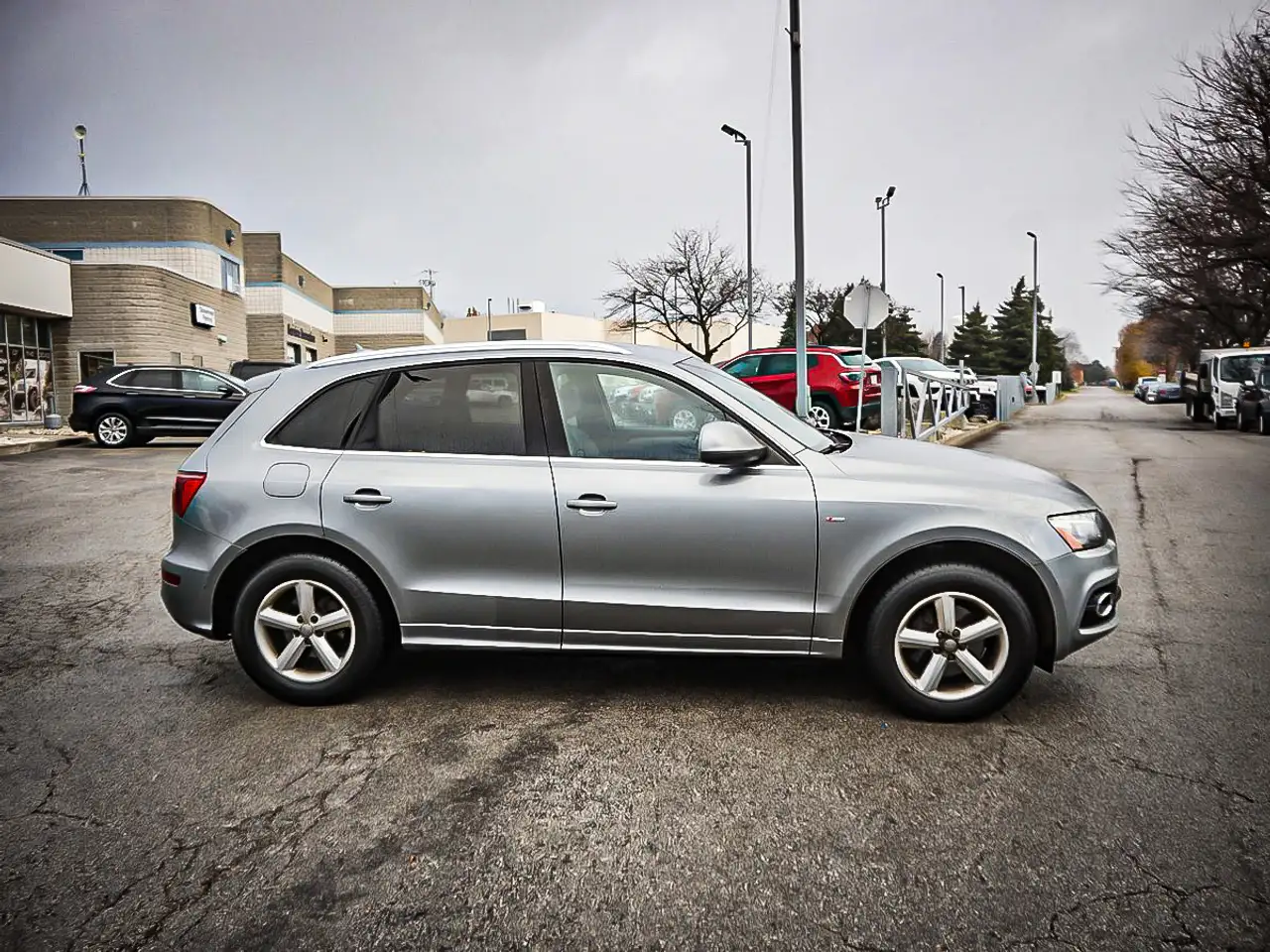 Audi Q5 photo Audi Q5