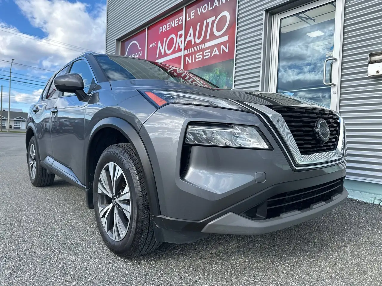 Nissan Rogue fotografie Nissan Rogue