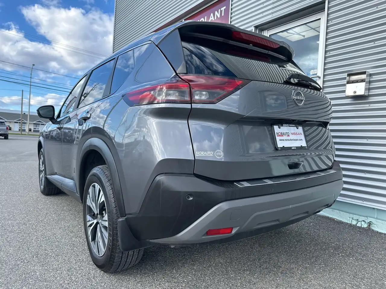 Nissan Rogue fotografie Nissan Rogue