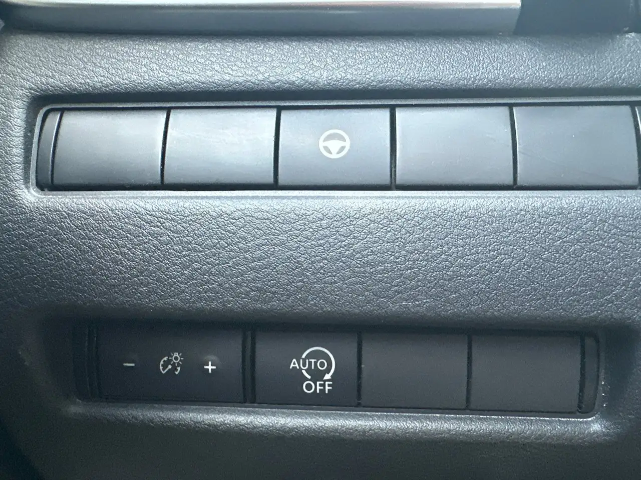 Nissan Rogue fotografie Nissan Rogue