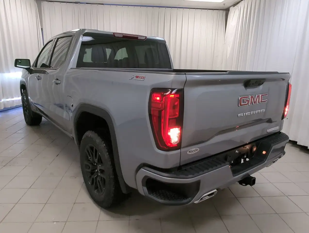 GMC Sierra 1500 снимка GMC Sierra 1500