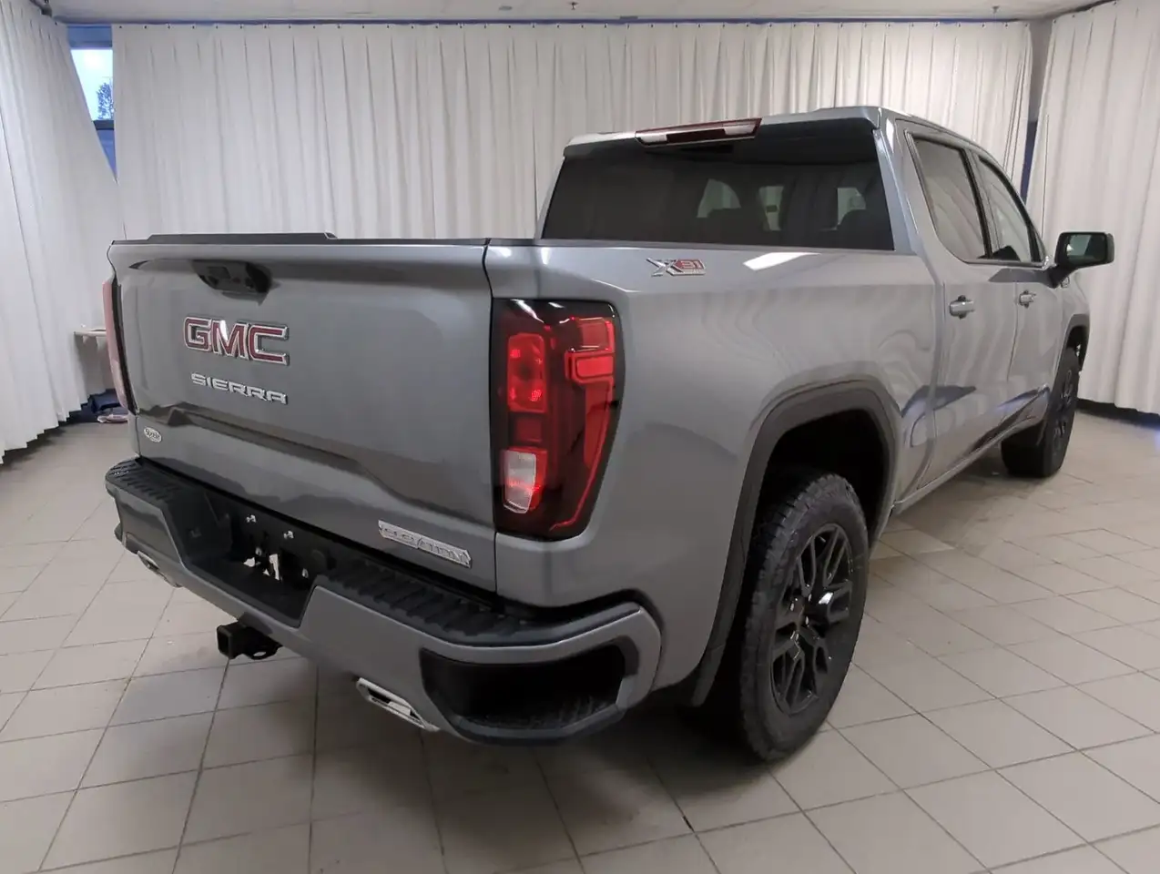 GMC Sierra 1500 снимка GMC Sierra 1500