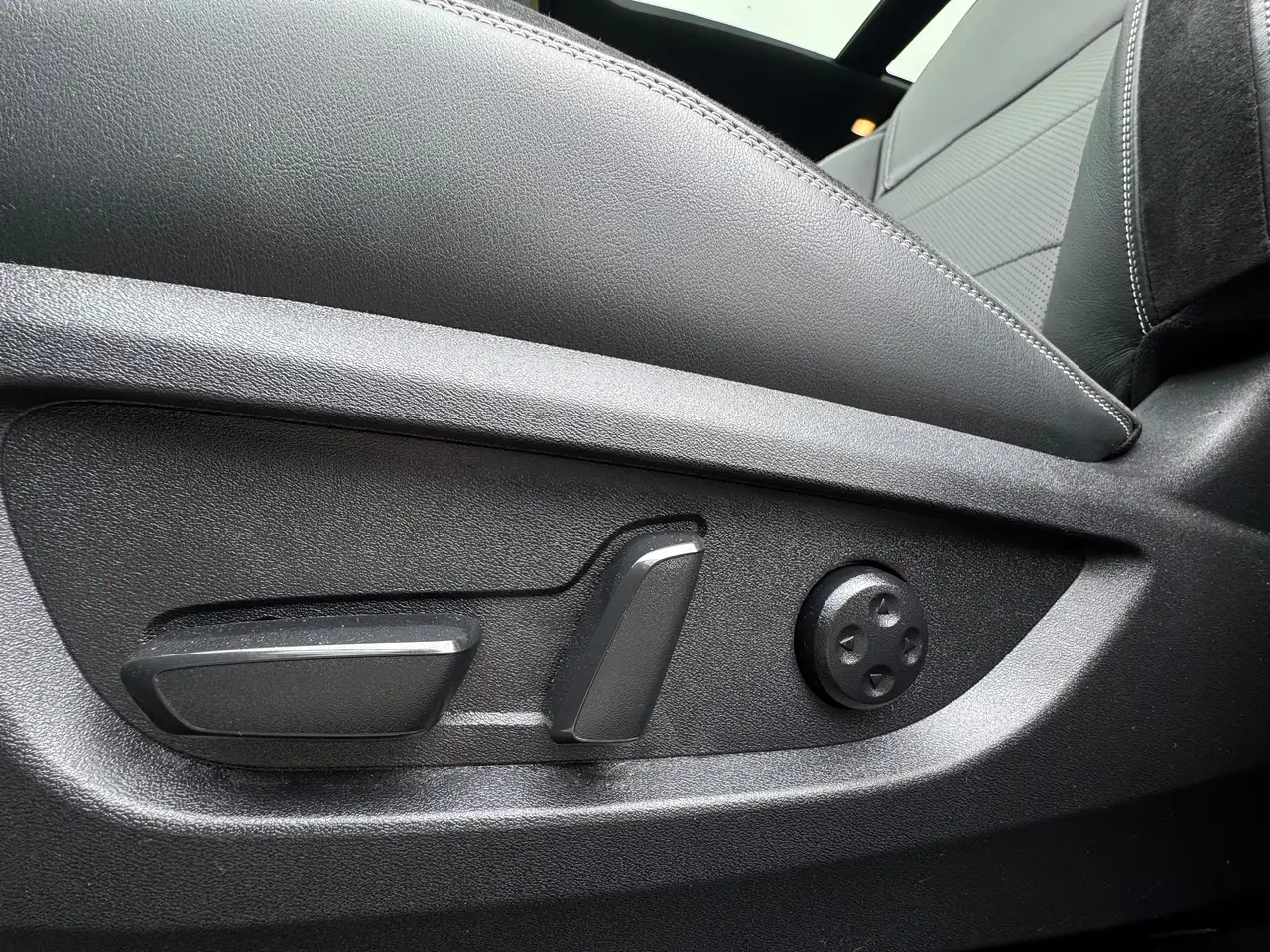 Infiniti QX50 снимка Infiniti QX50