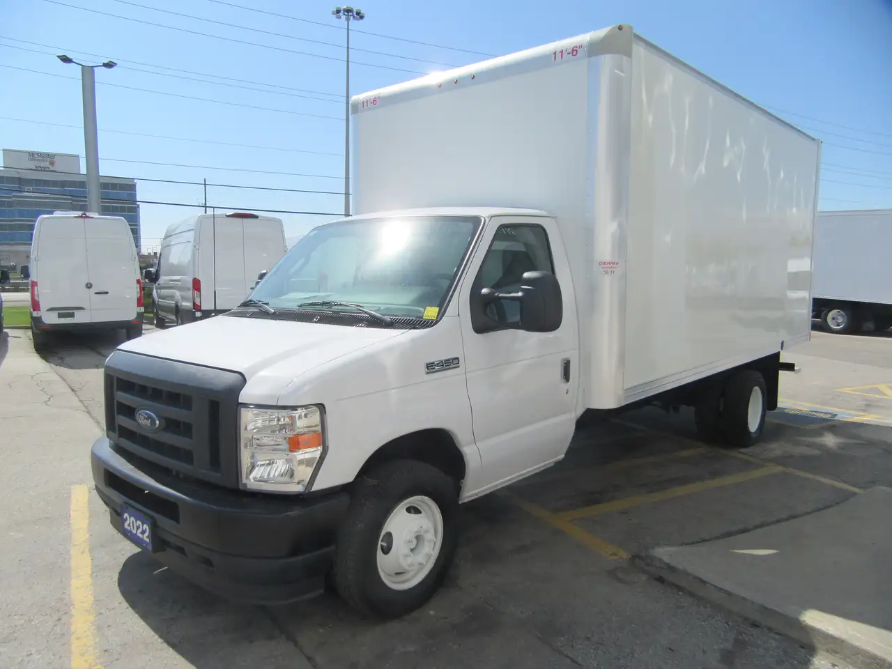 Ford E-450 photo Ford E-450