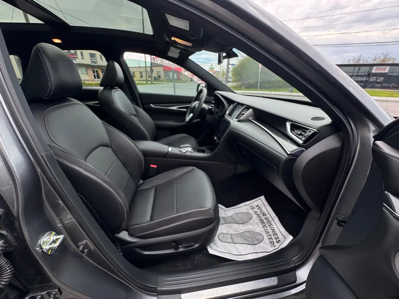Infiniti QX50 снимка Infiniti QX50