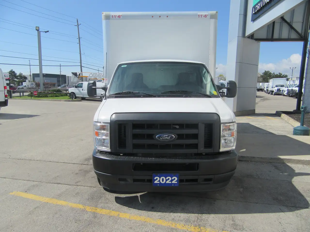 Ford E-450 photo Ford E-450