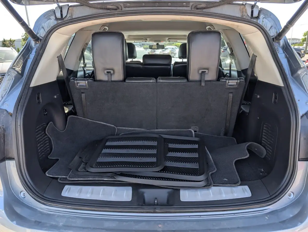 Infiniti QX60 fotografie Infiniti QX60