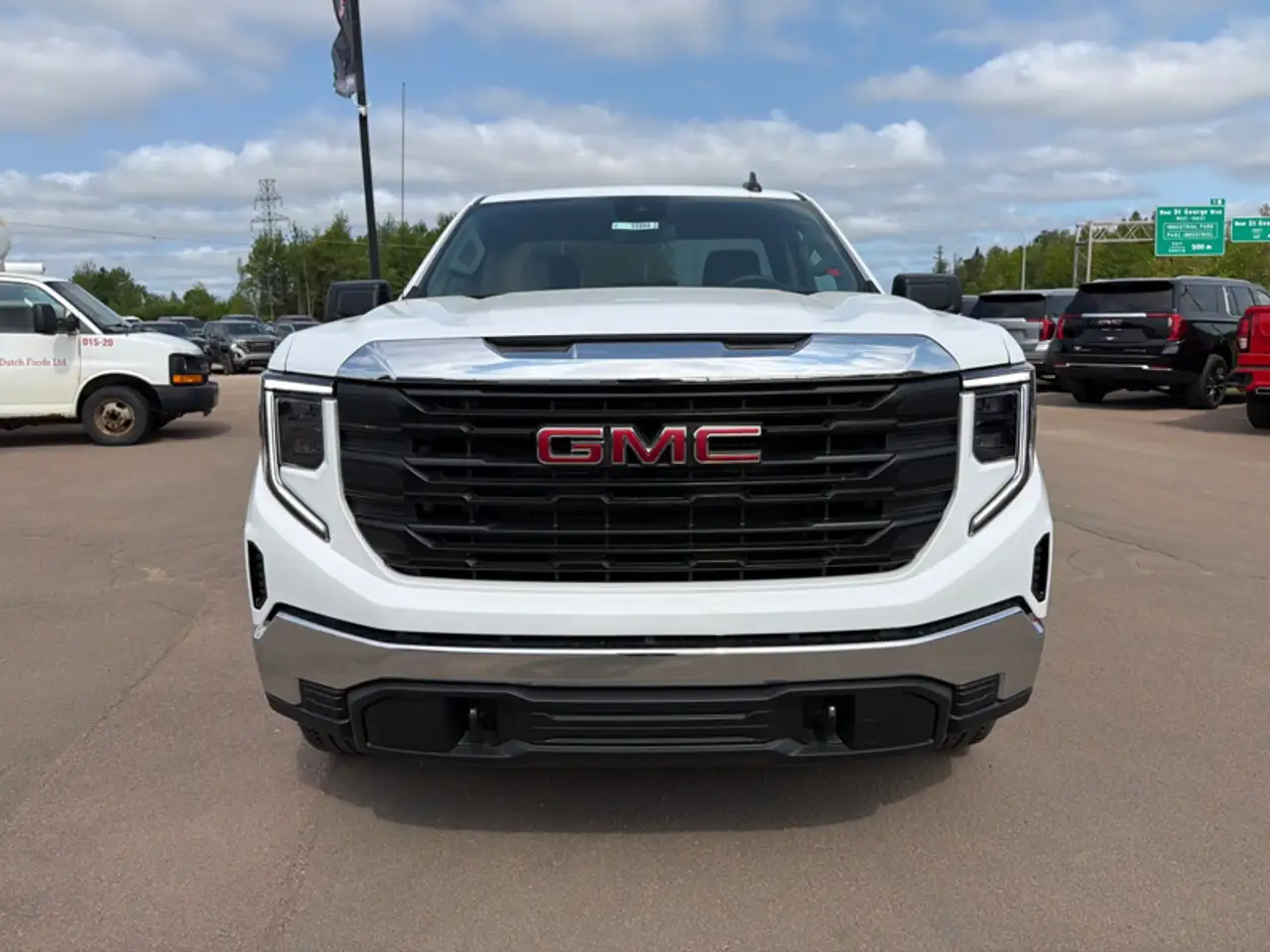 GMC Sierra 1500 photo GMC Sierra 1500
