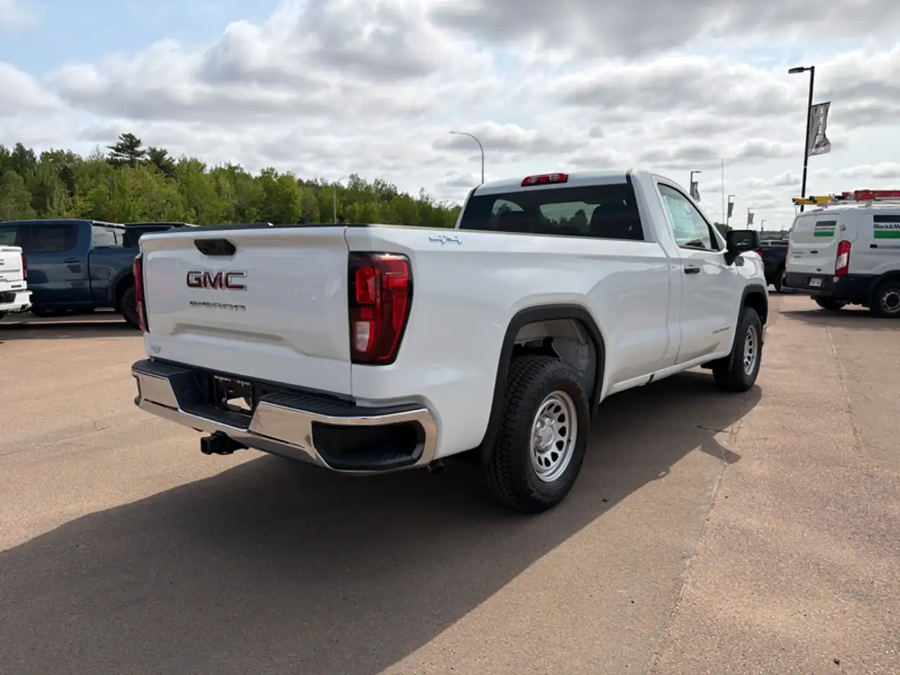 GMC Sierra 1500 photo GMC Sierra 1500
