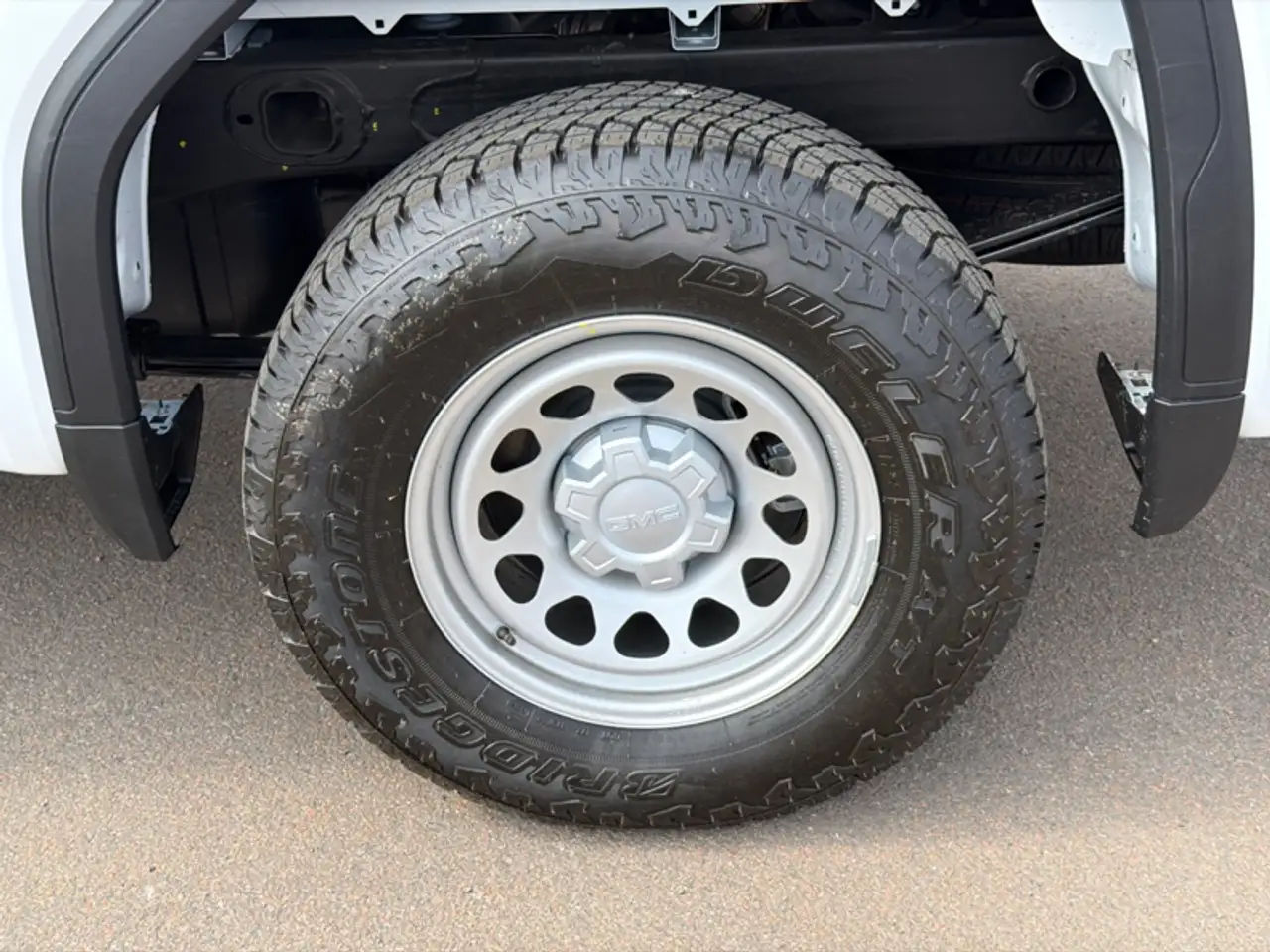 GMC Sierra 1500 photo GMC Sierra 1500