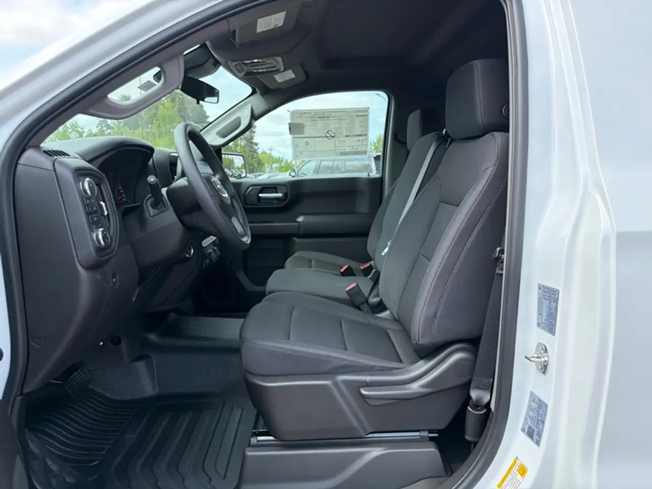 GMC Sierra 1500 photo GMC Sierra 1500