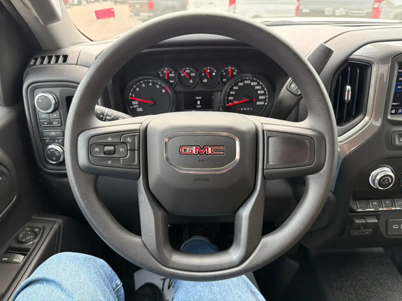 GMC Sierra 1500 photo GMC Sierra 1500