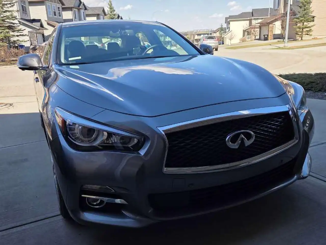 Infiniti Q50 снимка Infiniti Q50