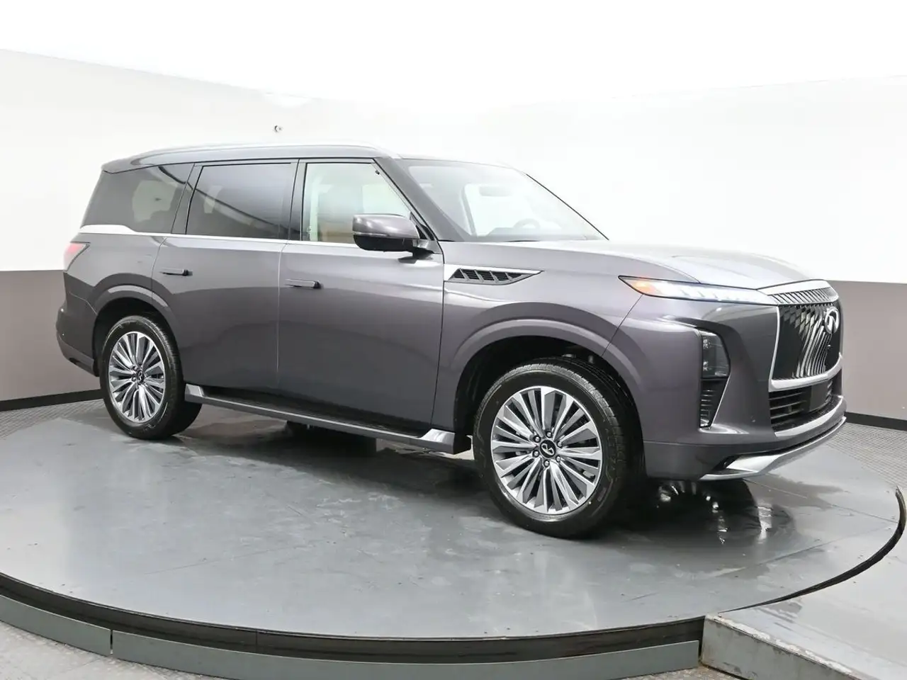 Infiniti QX80 fotografie Infiniti QX80
