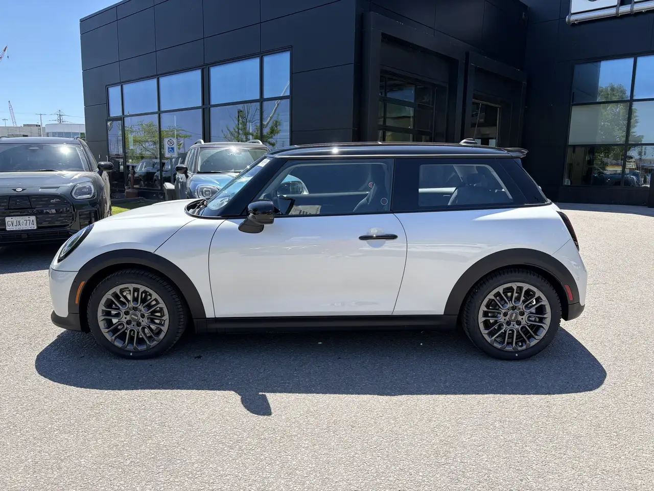 MINI 3 Door photo MINI 3 Door