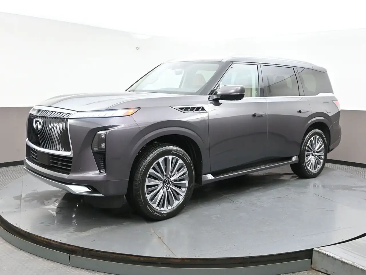Infiniti QX80 fotografie Infiniti QX80