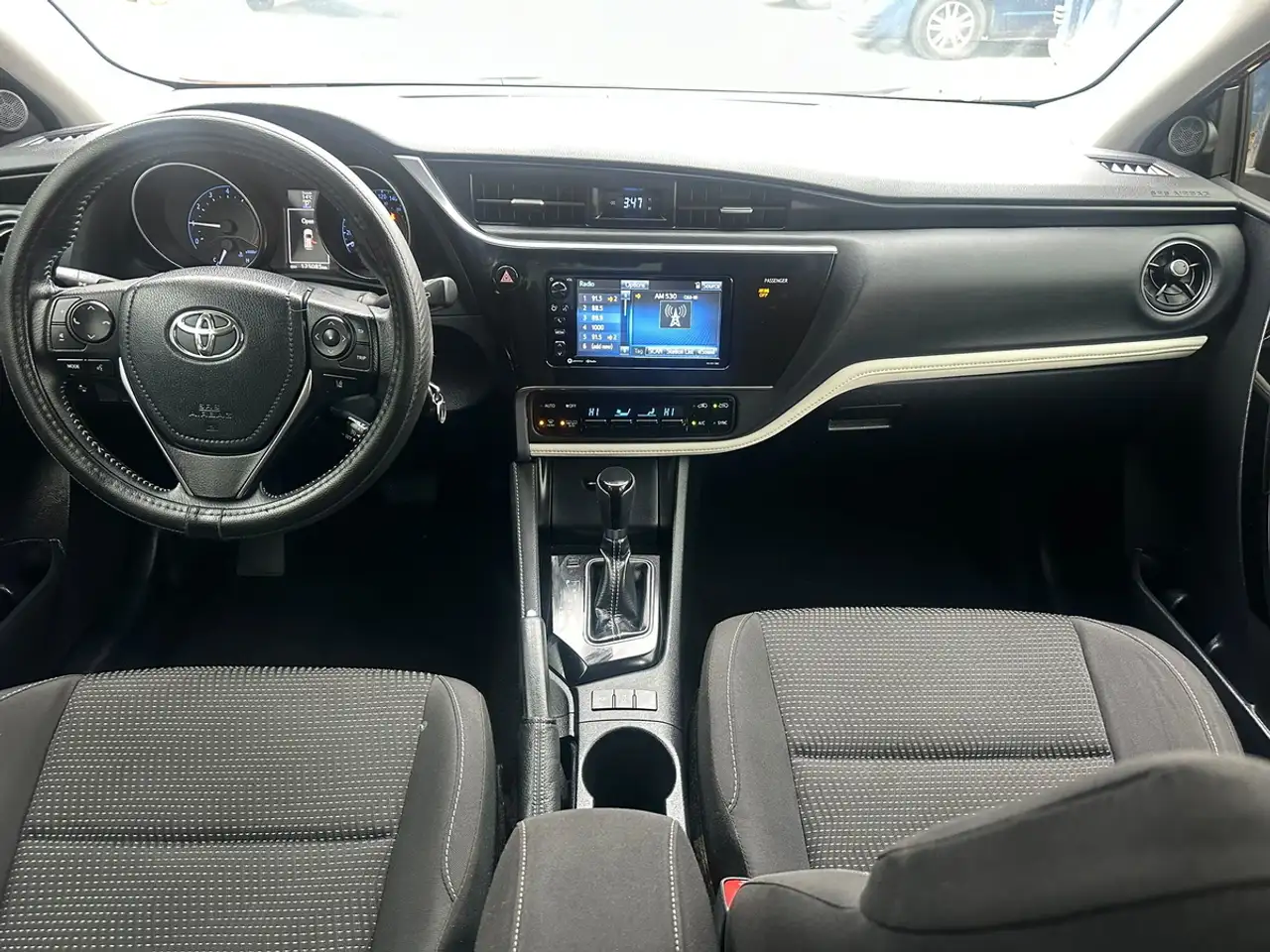 Toyota Corolla снимка Toyota Corolla