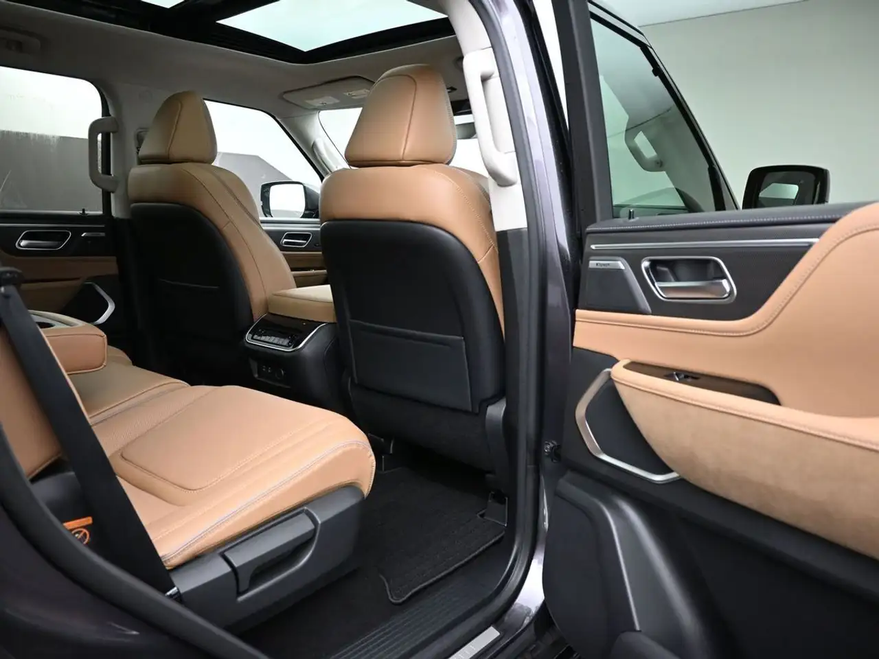 Infiniti QX80 fotografie Infiniti QX80