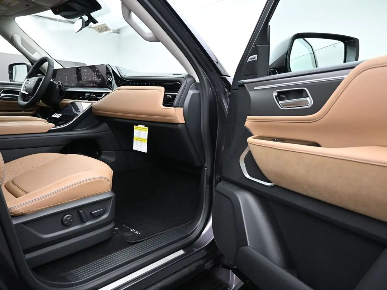 Infiniti QX80 fotografie Infiniti QX80