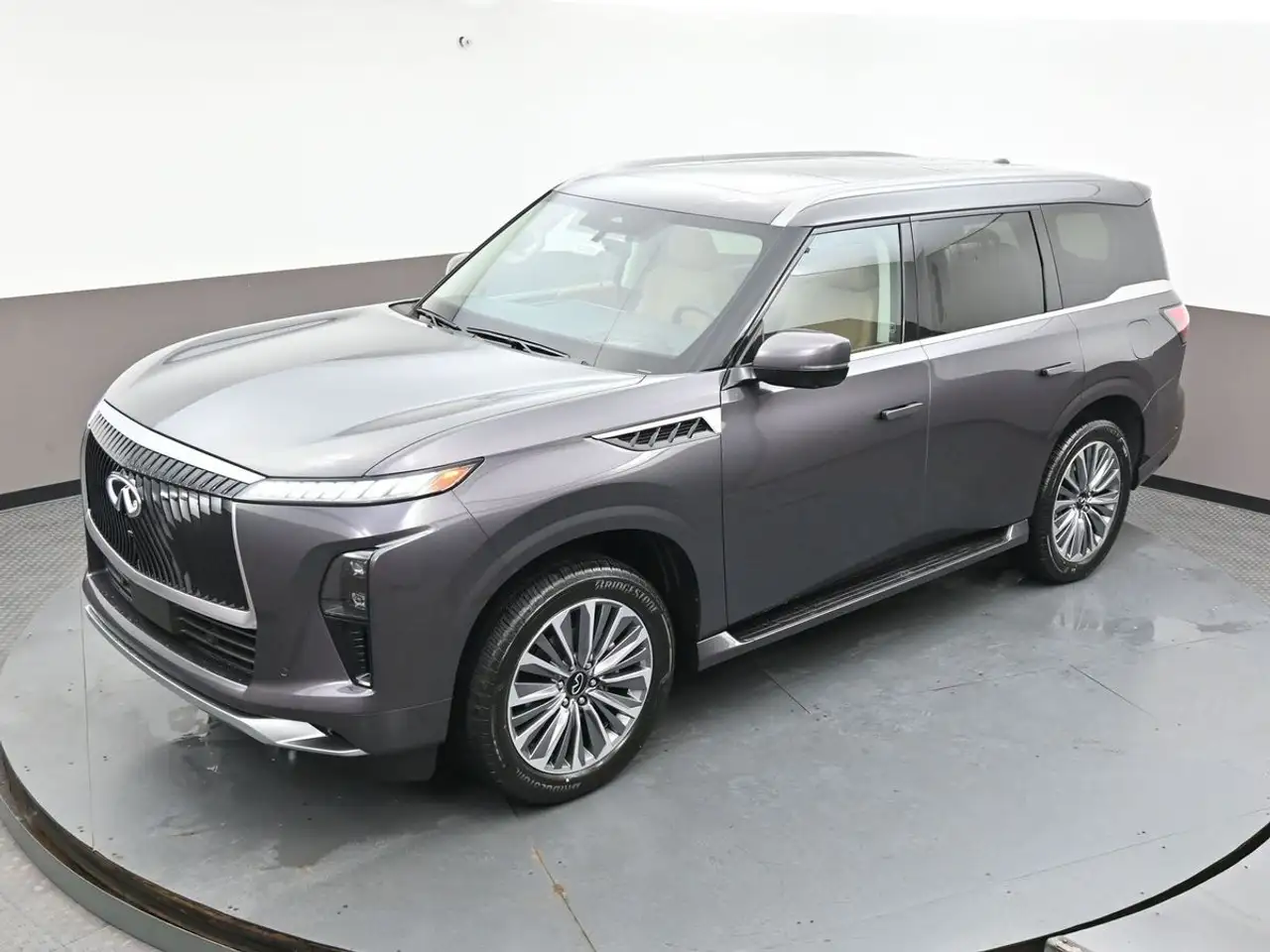 Infiniti QX80 fotografie Infiniti QX80