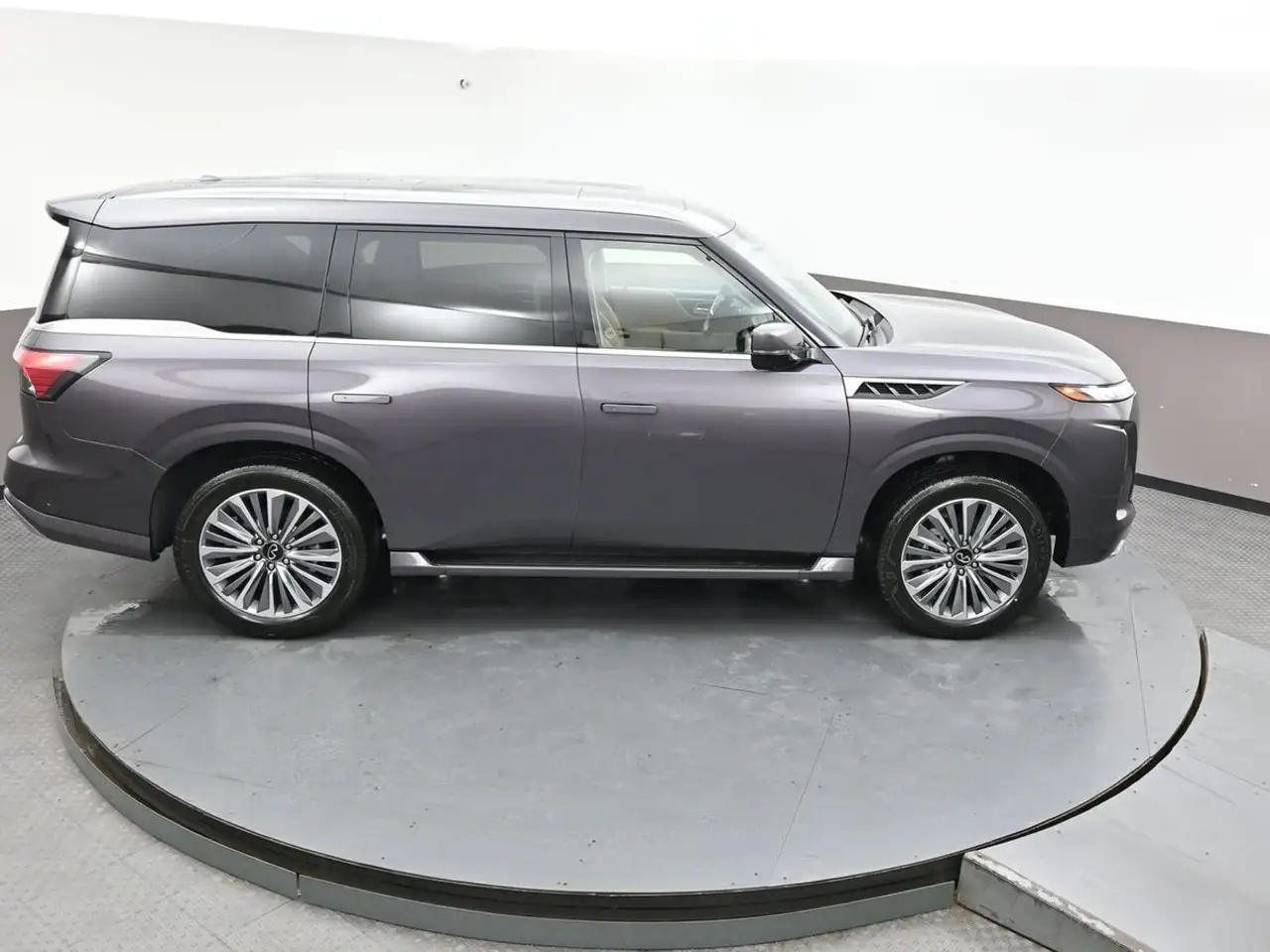 Infiniti QX80 fotografie Infiniti QX80
